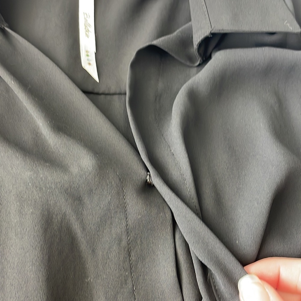 Women’s Black Long Sleeve Collared Swoop Front Blouse - Size Medium - Picture 6 of 9